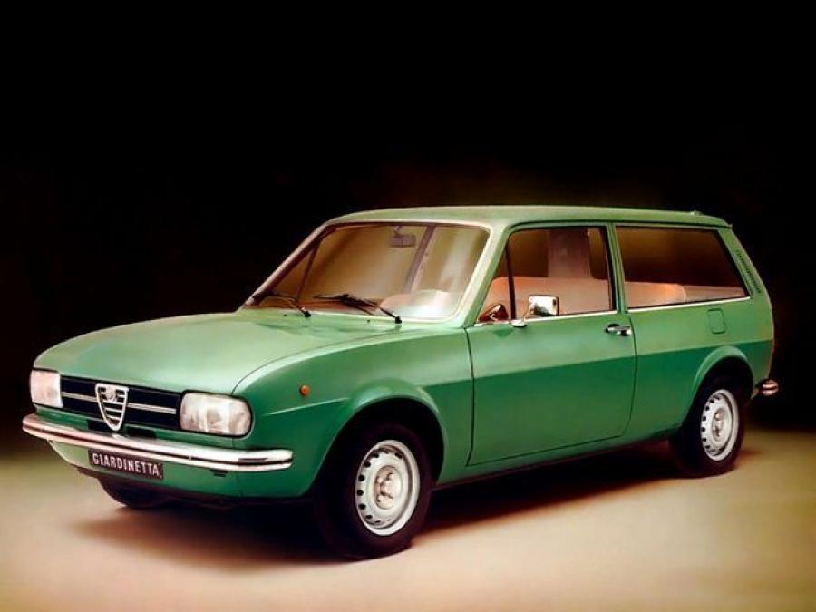 Alfa Romeo Alfasud Giardinetta (904) 1975 года  (фото 14 из 17)